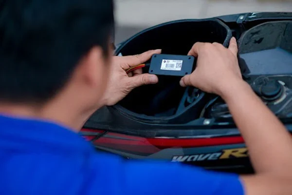 TẠI SAO BẠN NÊN LẮP ĐẶT ĐỊNH VỊ XE MÁY NGAY HÔM NAY?